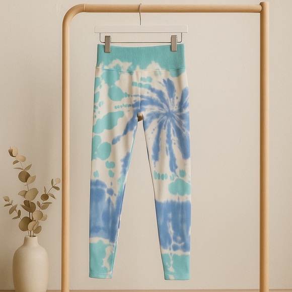 Spiritual Gangster Pants - Spiritual Gangster Blue and White Tie-Dye Leggings